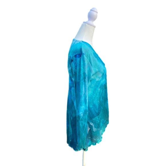 Soft Surroundings Blue V-Neck Top Size PXS With Buttons And Ruffled Hemline - Picture 5 of 11